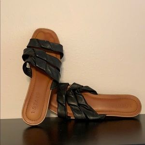 Black 1 state sandals